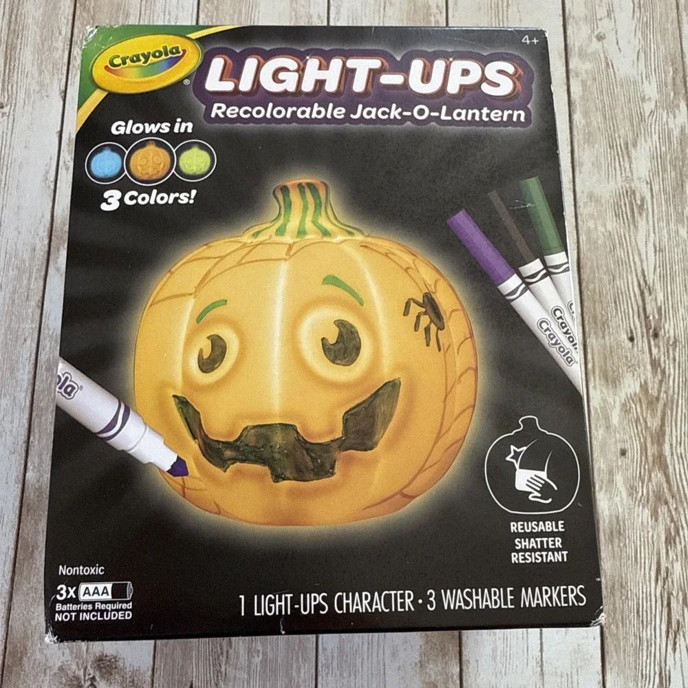Crayola Light Up Jack-O-Lantern Recolorable Kit with Washable Markers Age 4+ New